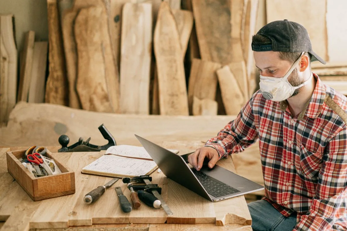 Vrei să devii meșterul familiei? 3 unelte pe care trebuie să le ai pentru bricolaj
